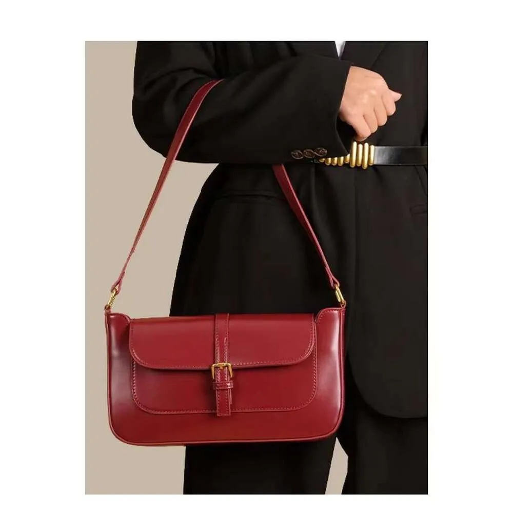 Rote Leder Schulter Mode Handtaschen Für Frauen 2024 Designer Kleine Weibliche Taschen Damen Geldbörse_voghion.com