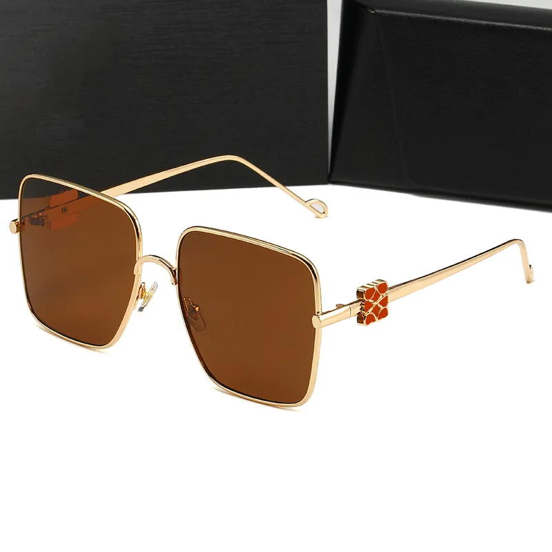 Designer Sunglasses Vintage Rectangular Gold Metal Frame Unisex_voghion.com