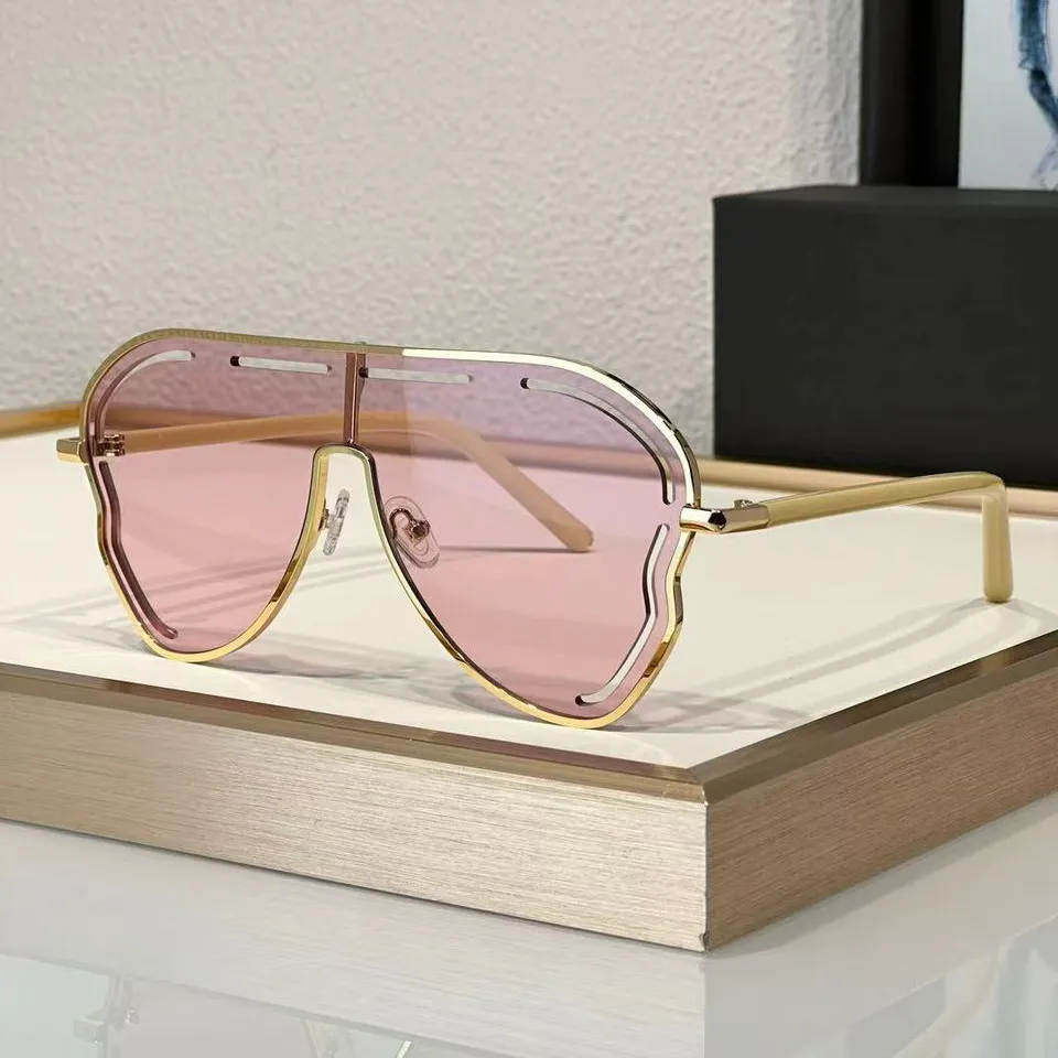 Designer Sunglasses For Men And Women Stylish Fashion Leisure Style_voghion.com