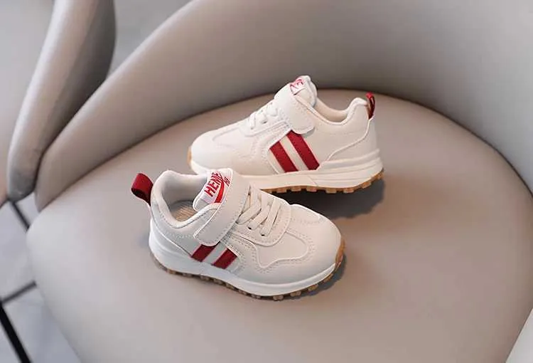 Atletische buitensporten Nieuwe lente- en herfstseizoenen Forrest Gump-schoenen sneakers 1-2 jaar oud Jongens prewalker Vrouwelijk baby_voghion.com