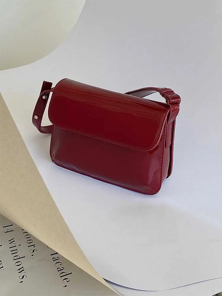 Weinrot PU Unterarm 2023 Neue Damen Vintage Lack Leder Glänzende Schnalle Einzelne Schulter Tasche Elegante Crossbody Ba241210_voghion.com