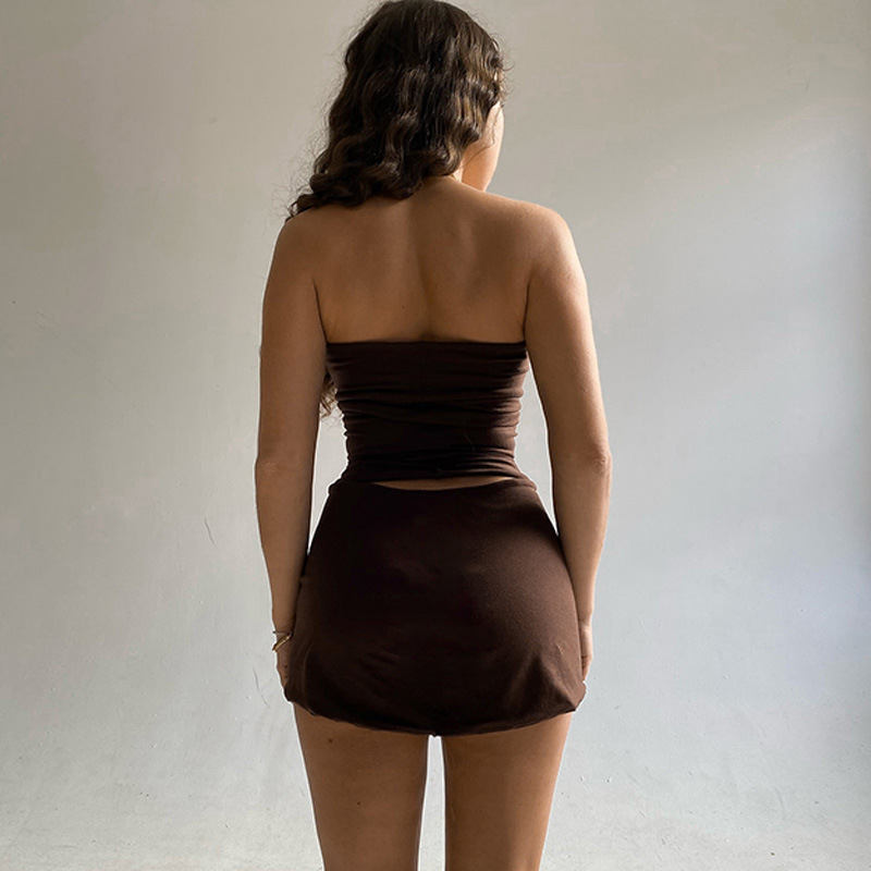 Une ligne soutien-gorge court nombril exposé haut + slim fit wrap fesses jupe courte 2 pièces fille épicée ensemble_voghion.com