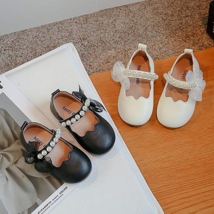 Dulce arco niña princesa perla pequeña suela suave de cuero 2024 primavera nuevos zapatos para niños