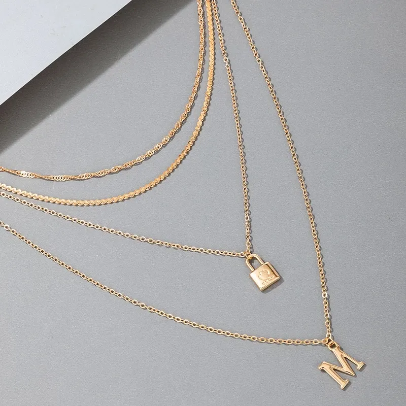 Catene Trendy Lettera Lucchetto Pendente Collana Per Le Donne Charms Multistrato Oro Colore Lega Geometria Regolabile Gioielli_voghion.com
