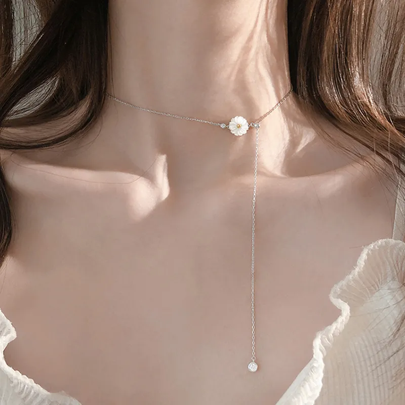 Halsketten mit Anhänger für Damen, Blumen-Anhänger, edler Schmuck, Zubehör, sanfte Schlüsselbein-Halskette für Party-Geschenk_voghion.com