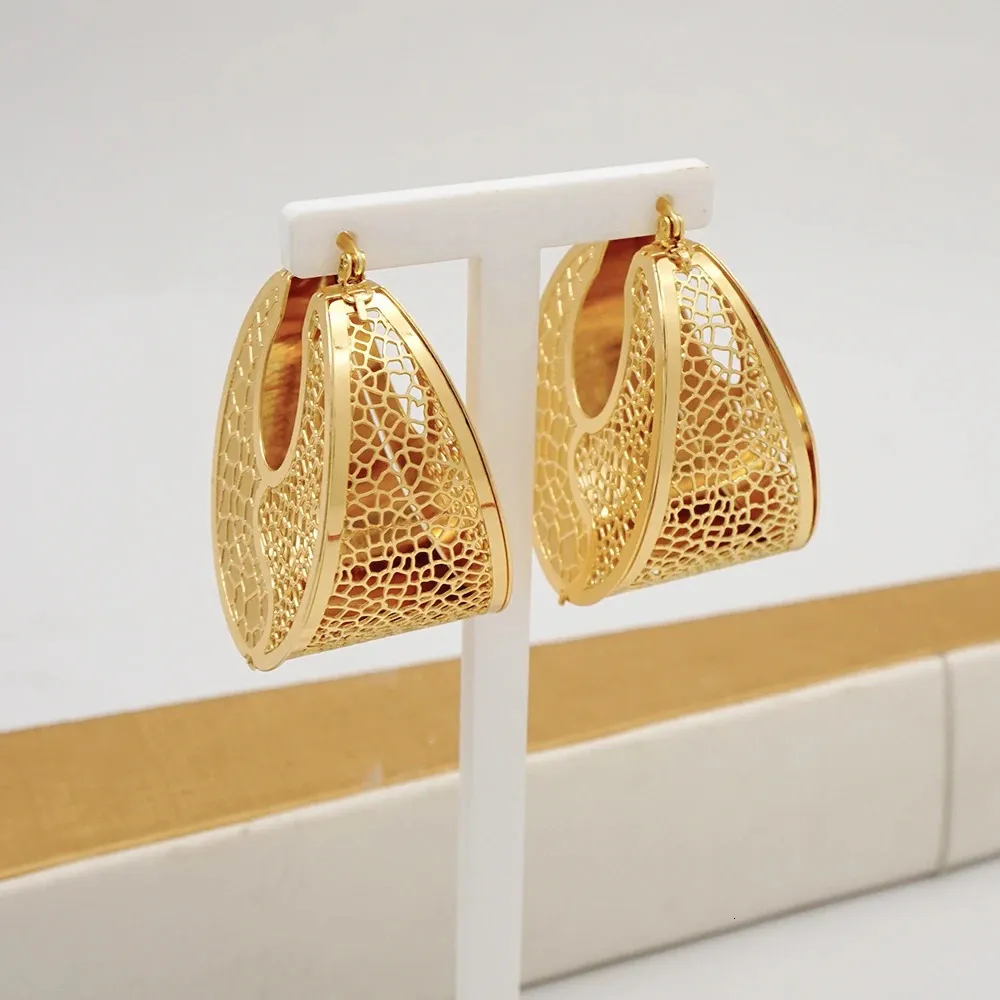 Wedding Jewelry Sets Fashion Dubai Copper Earrings Pendent Necklace For Women Romantic Daily Wear Party Anniversary_voghion.com