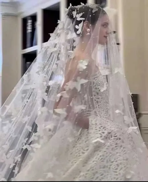 Velo da sposa con perle e farfalle 3D per abito da sposa_voghion.com