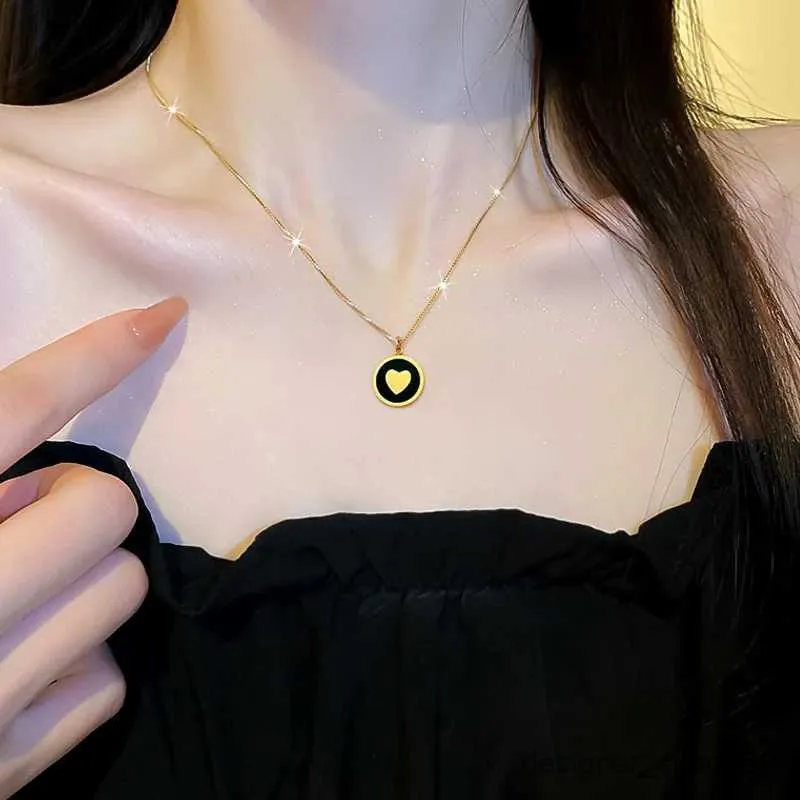 Kolyeler Kadınlar İçin Basit Kalp Kolye Paslanmaz Çelik Yuvarlak Madeni Para Disk Emaye Charm Choker Unisex Pop Takı_voghion.com