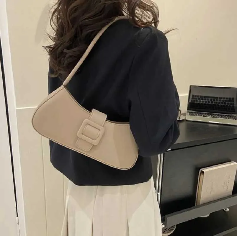 Mode Damen Umhängetasche Einfarbig Leder Quadrat Unterarm Taschen Damen Marke Designer Handtaschen Trendy Crescent_voghion.com