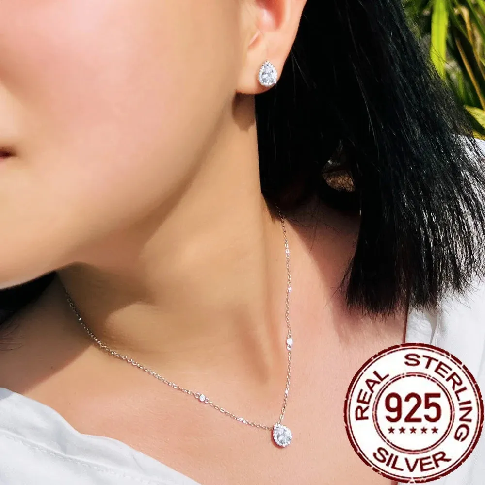 CWWZircons - Orecchini a bottone in argento sterling puro con taglio a pera e zirconi cubici, set di collane con ciondolo per donna, accessori di gioielleria raffinata, regalo_voghion.com