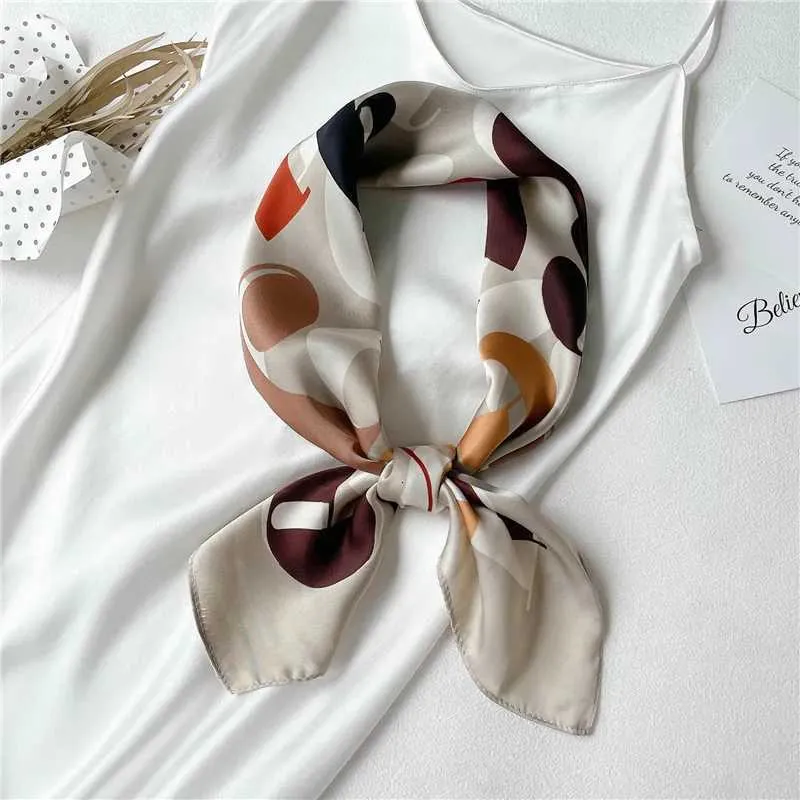 2025 Seidenschal Print Kopftuch Katze Haar Wrap Halstuch Weibliche Satin Quadrat Schal Für Frauen Stirnband Foulard Hijab_voghion.com
