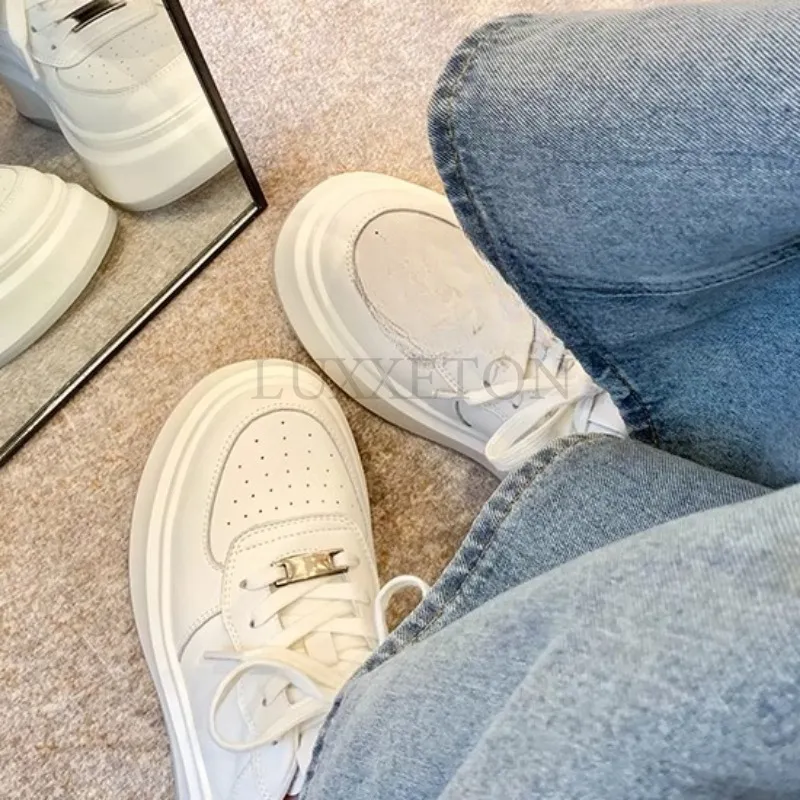 Round Toe Thick Sole Small White Shoes With Mesh For Breathability Comfort Anti Slip Wear Resistant Casual Versatile_voghion.com