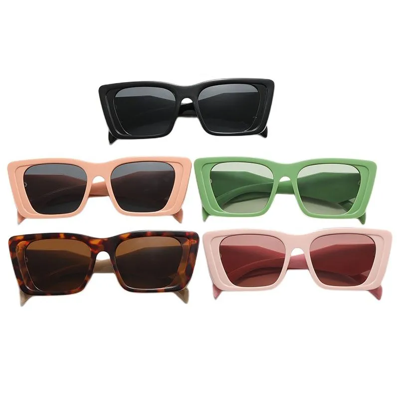 designer of Women and eyewear Summer Outdoor Fashion Style Beach Glasses Sports Flying men Sunglasses LW 40105F_voghion.com