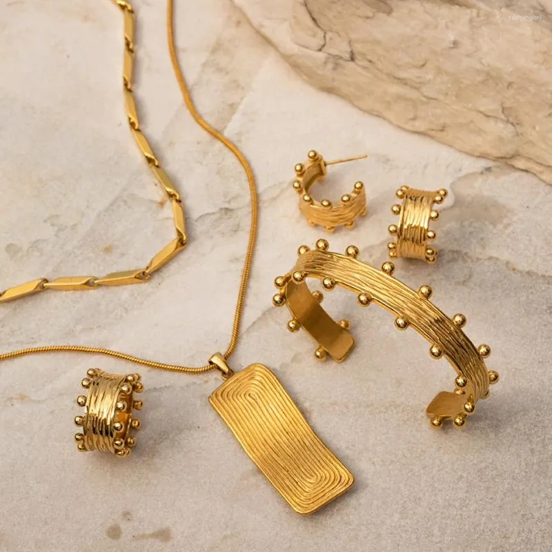 Bangle Minar Exquisite Multiple Gold PVD Plated Titanium Steel Hammer Tone Wide Chunky Bangles Cuff Bracelet For Women_voghion.com