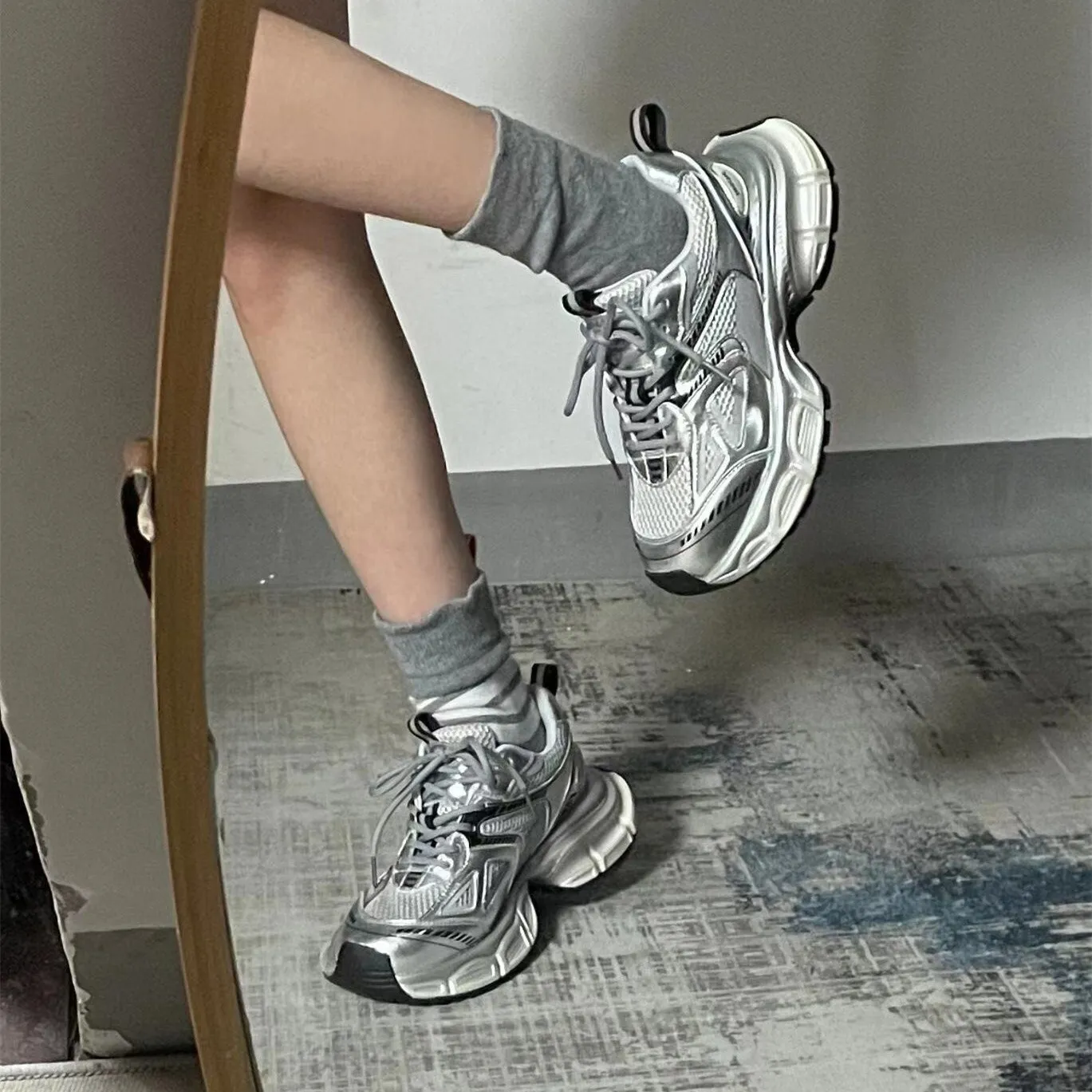 Dickbesohlte Dad 2023 Neue Herbst-Damenschuhe zeigen kleine Fußhöhe, Laufen, Freizeitsport_voghion.com