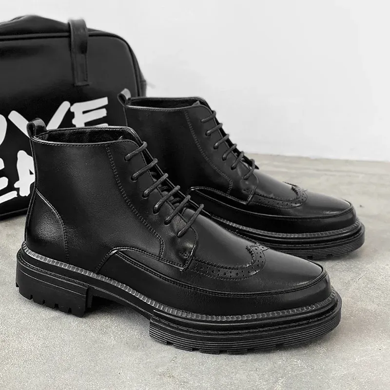 Britischer Stil Plateau Arbeitsschuhe Brogue Herren Stiefel Größe 38-44 2024_voghion.com