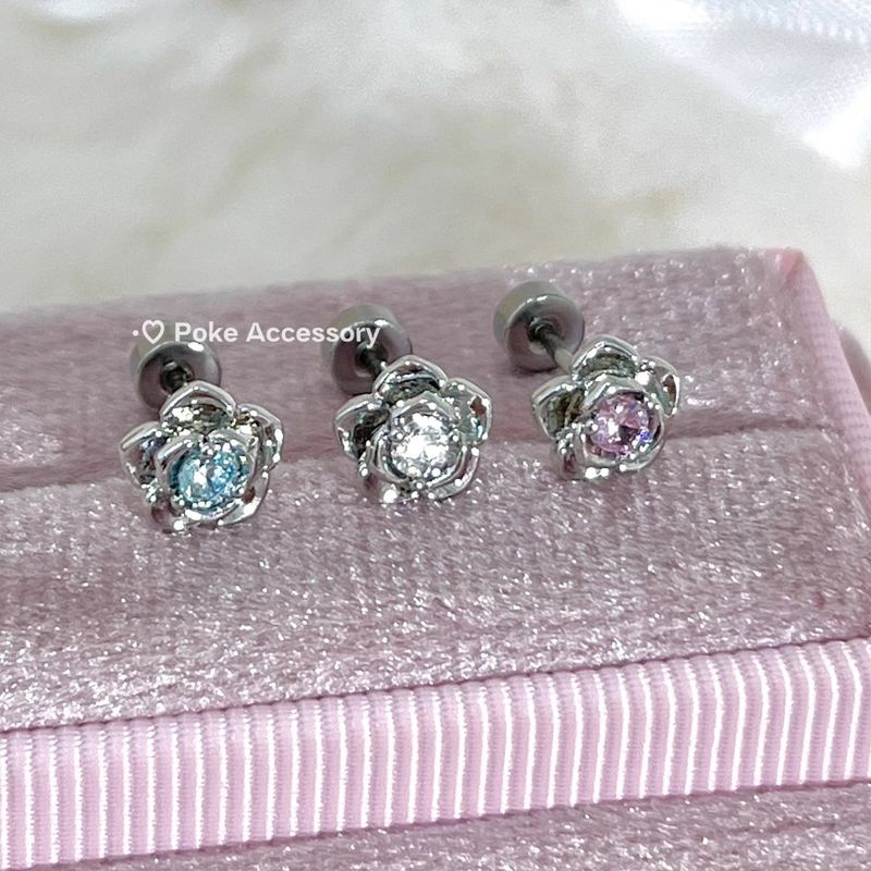 Sier thorn rose zircon bone niche design titanium steel hole maintenance sleep without removing the cochlear ear studs_voghion.com