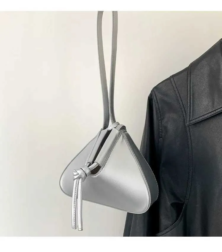 Triangle Shoulder Bag Women Leather Foldable Small Crossbody Bag_voghion.com