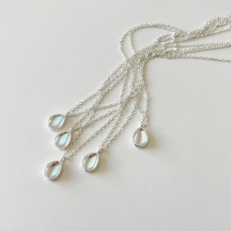 Chaînes Amaiyllis Sterling Sier Collier minimaliste en forme de goutte d'eau Personnalité simple Accessoires sauvages Bijoux_voghion.com