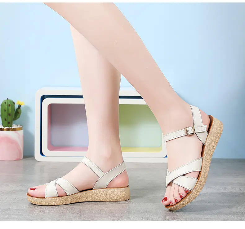 Women's Flat Sandals Versatile Leather Summer Fashion Footwear_voghion.com
