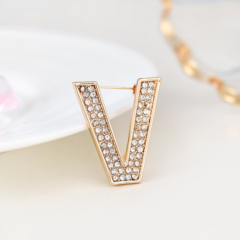 Spilla versatile con lettere inglesi in strass, stemma con fiore sul petto, luce antiscivolo, alla moda per uomo e donna_voghion.com