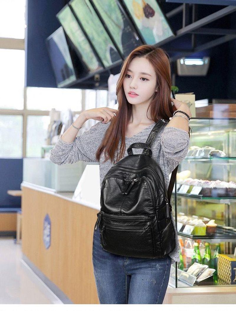 2024 New Korean Style Fashionable Large Capacity Student Schoolbag Casual Backpack Women's Travel All-Matching Bag_voghion.com