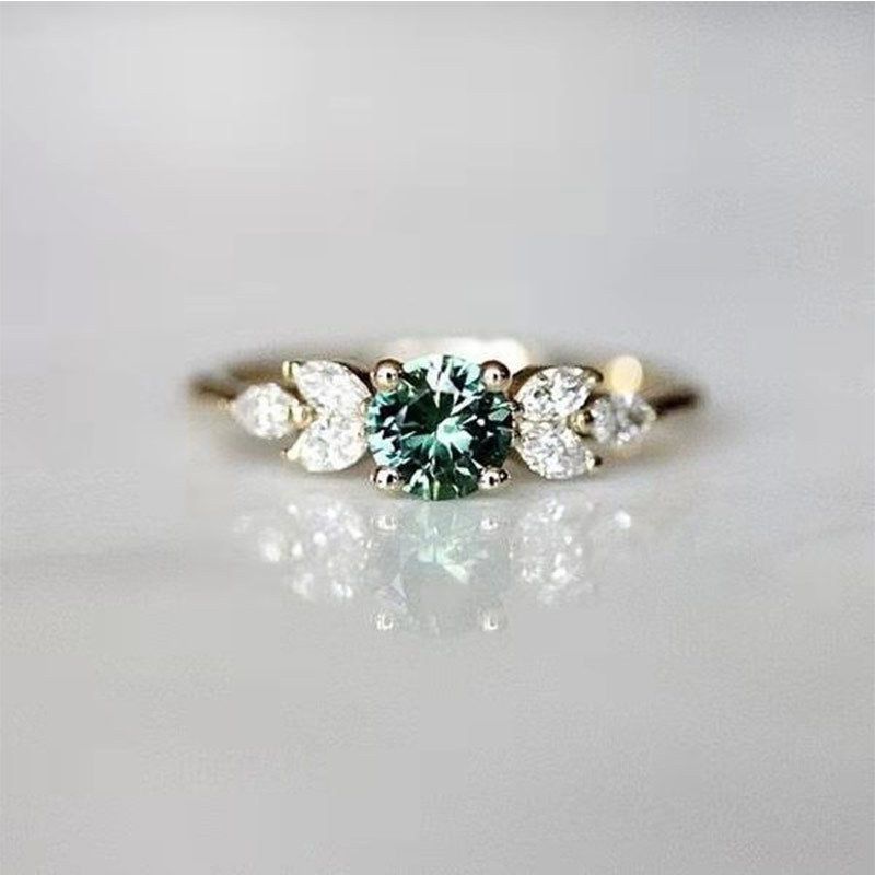 Smaragd-Dia-Ring – stilvoller Verlobungsschmuck für Damen_voghion.com