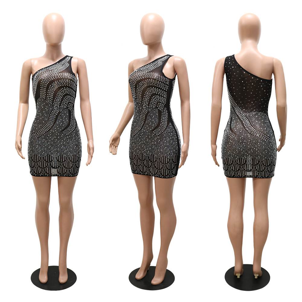 Abito da cocktail monospalla da donna - vestito aderente elegante_voghion.com