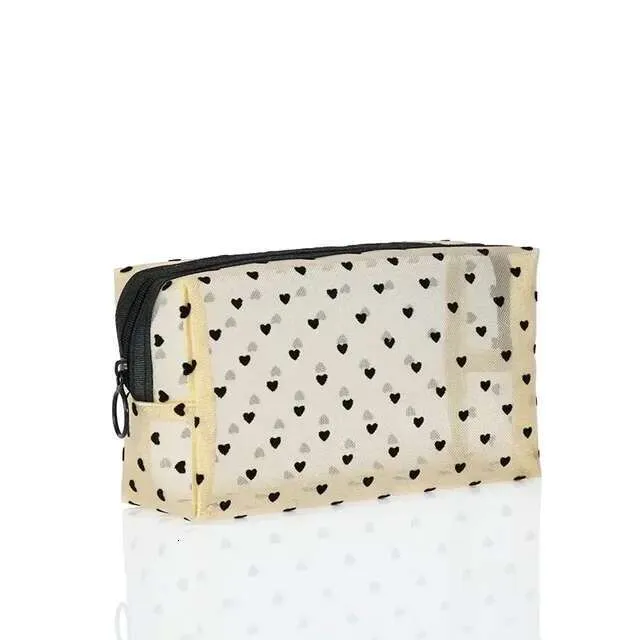 Designer's bag Nylon Mesh Cosmetic Bag Zipper Heart Shaped Toiletry Organizer Makeup Bags Multifunctional Women Lipstick_voghion.com