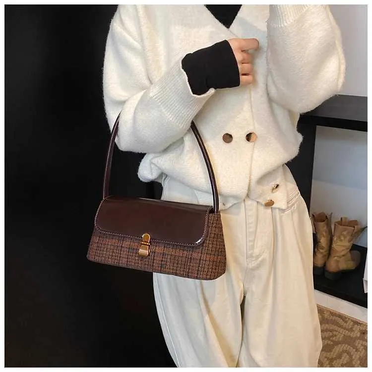 Shoulder Bag England Style Large Pu Flap Bag For Women Commute_voghion.com