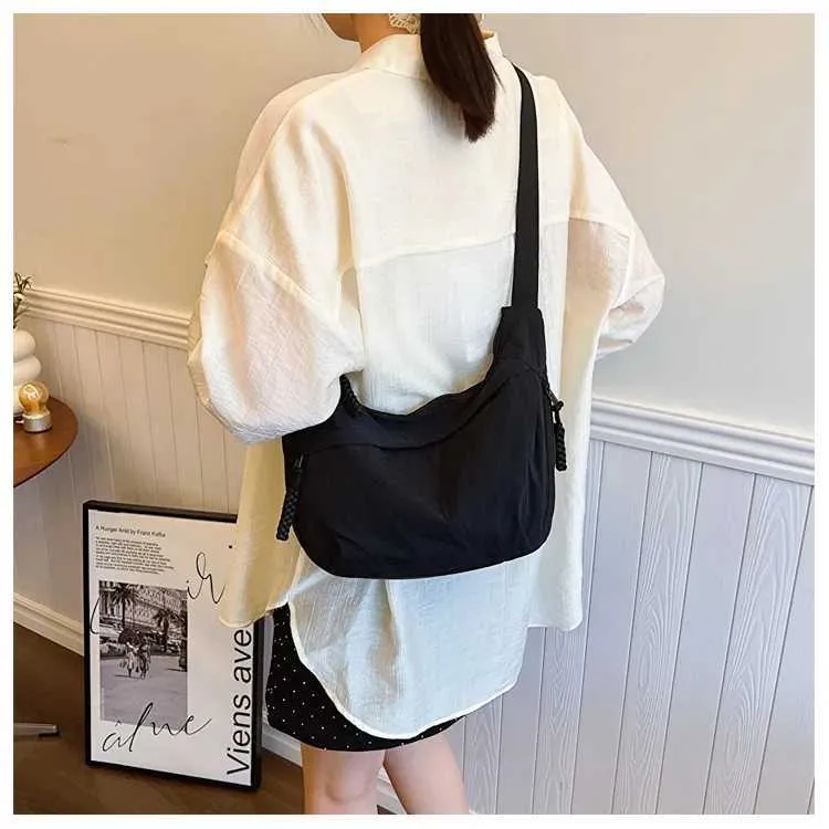 Version coréenne à la mode et minimaliste dumpg populaire cette année, nouveau sac à bandoulière de haute qualité, fourre-tout de grande capacité_voghion.com