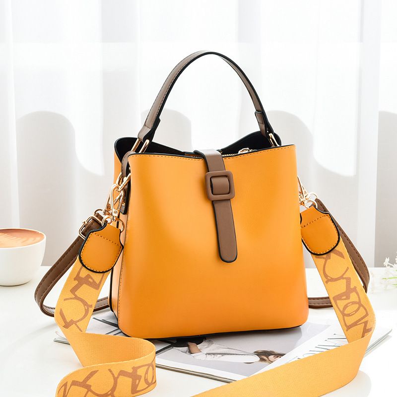Damentasche 2024 neue breite Schultergurt-Beuteltasche im koreanischen Stil, Mode, große Kapazität, Handtasche,_voghion.com