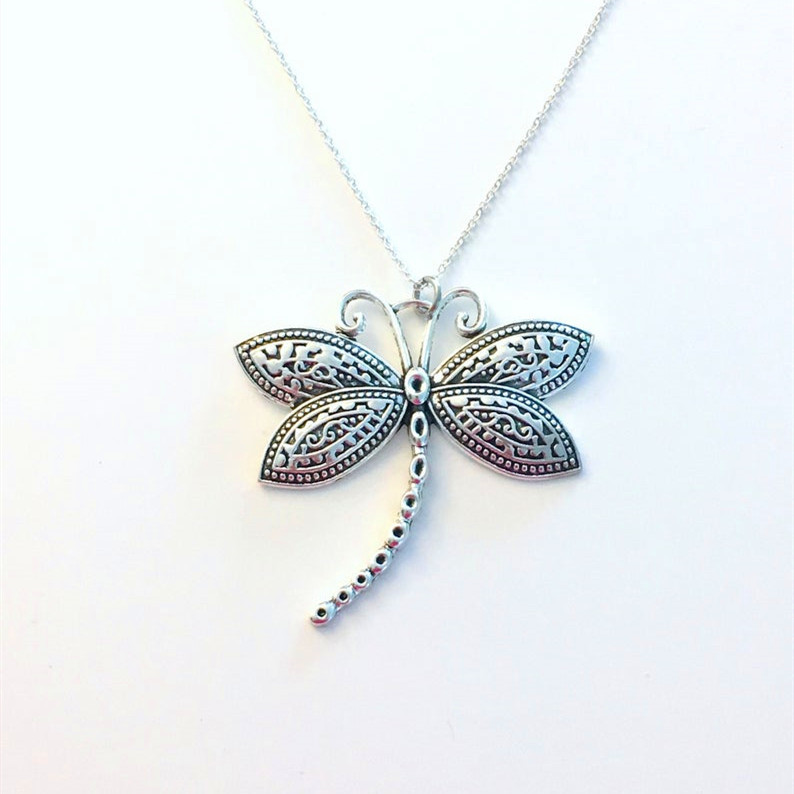 Collane Collana vintage con libellula, farfalla, elefante e serpente_voghion.com