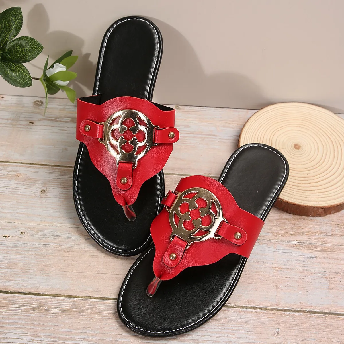 Spedizione gratuita, nuove pantofole firmate per donna, sandali alla moda, piatte, estive, infradito da spiaggia._voghion.com