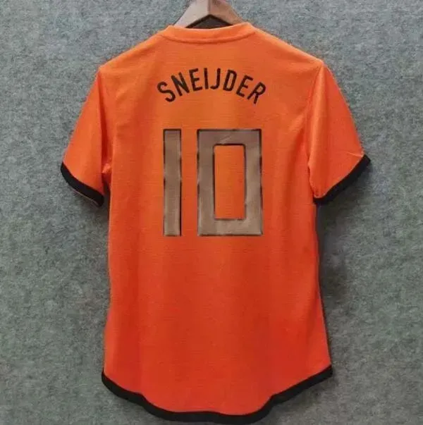 Van Basten Retro futbolo megztiniai Olandijos futbolo marškinėliai BERGKAMP Gullit Rijkaard DAVIDS Nyderlandai 08 10 96 97 1997 m._voghion.com