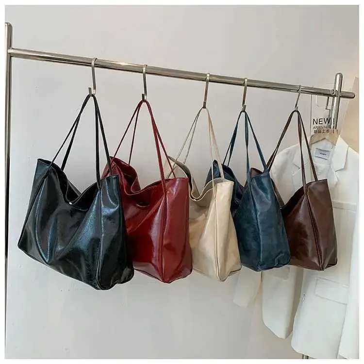 Vintage Red Womens Athletic Casual Fashion Large Capacity Leather Shoulder Bag Shopper Haruku Simple Handbag SacC241106_voghion.com