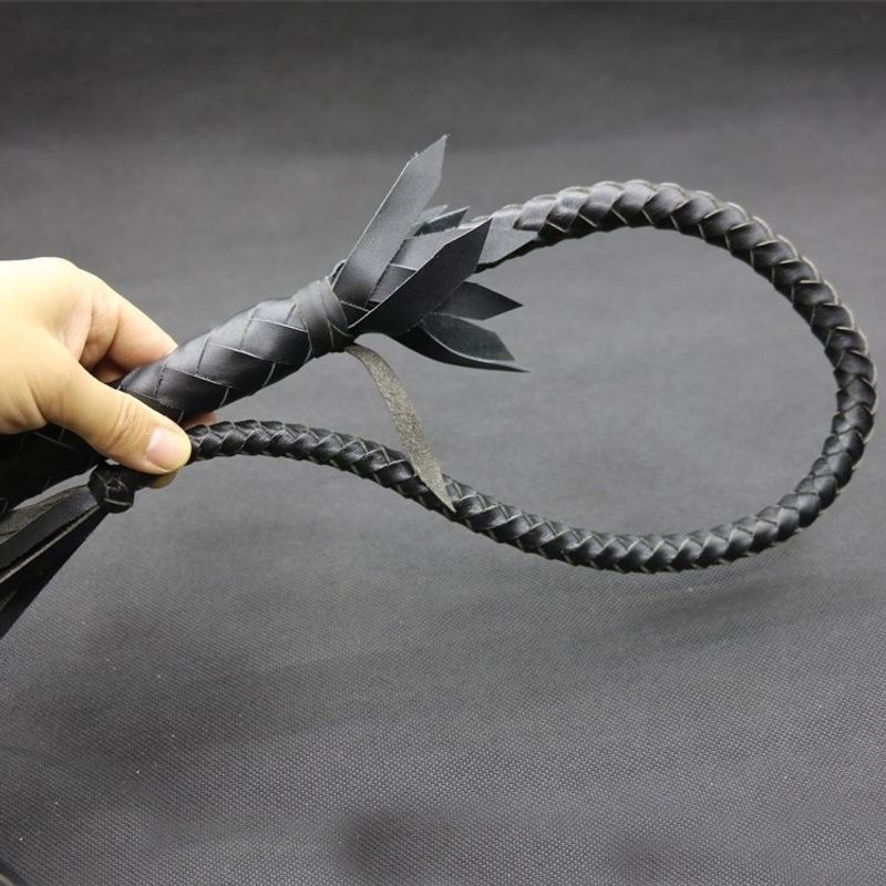 Whip Swinging, Horse Riding, Dance, Self-defense Martial Arts Performance, Whip Props, Fiess Old-fashioned High-end_voghion.com