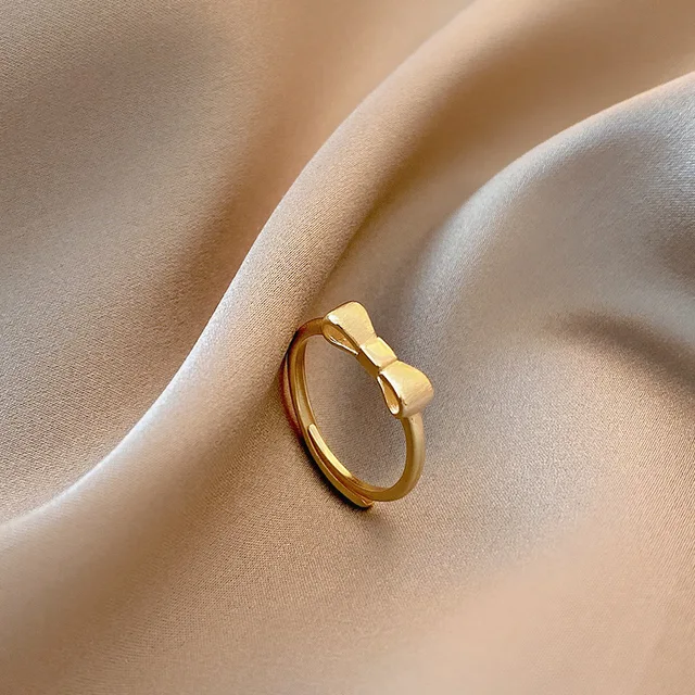 Anello regolabile color oro a forma di fiocco, design semplice e pronto all'uso, per donna, con personalità rotonda, dolce, anelli da matrimonio_voghion.com