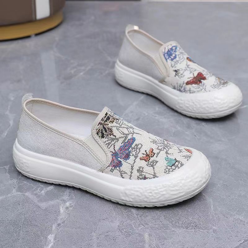 2024 spring new women's round head slip-on canvas women breathable soft sole student lazy single shoes_voghion.com