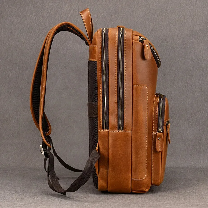 Mochila para portátil de 14" y 15,9" de piel auténtica para hombre, de piel de Caballo Loco, 240902_voghion.com