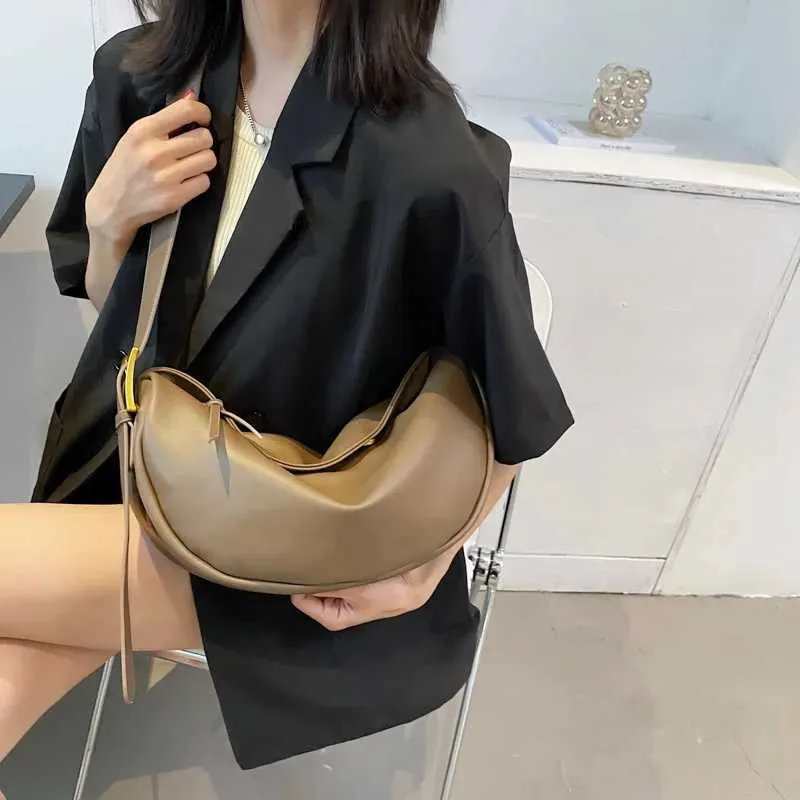 Sac à main en coton grande capacité, couleur unie, souple, style chaussure, pour femme, décontracté, voyage, sans-abri, style rétro, neuf Y241026_voghion.com