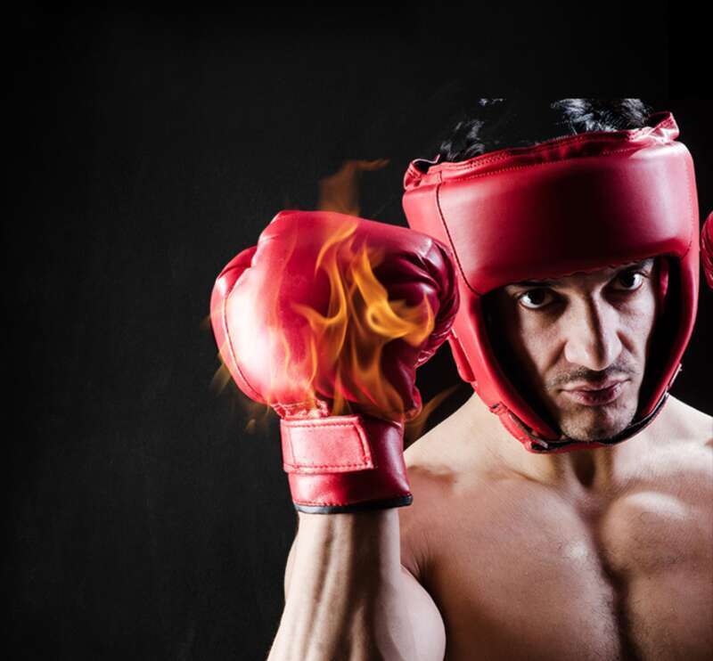 Un incontournable pour le combat ! Ce casque de boxe épais protège le cerveau et les oreilles, pour une tranquillité d'esprit optimale lors des combats._voghion.com