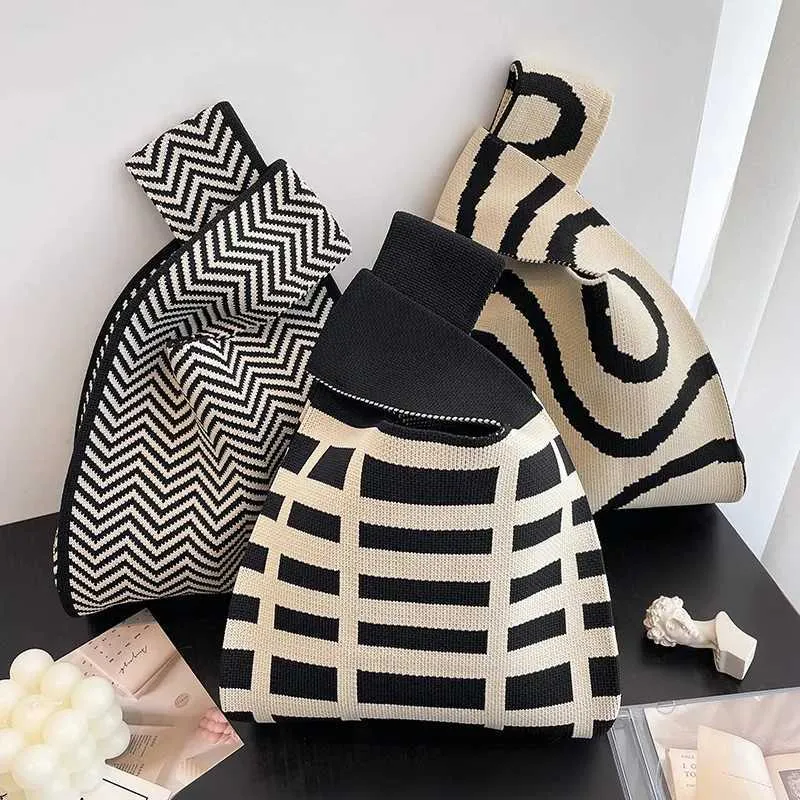 Autumn/Winter Warm Knot Japanese Handmade Knitted Portable Mini Bar Handbag Bucket Side Bag Y241106_voghion.com