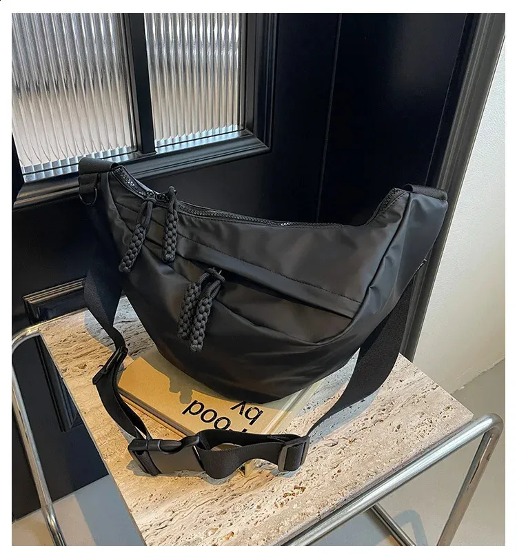 Borsa a tracolla in nylon alla moda, stile punk, tinta unita, grande capacità, multistrato, versatile, con arricciatura_voghion.com