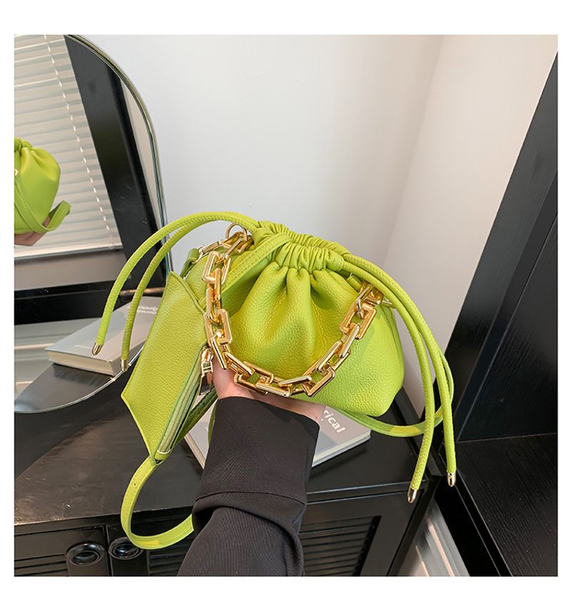 Koreanische Version der Mode-Beuteltasche 2024 neue Handtasche Litschi-Muster einfache Kette Umhängetasche Kind und_voghion.com