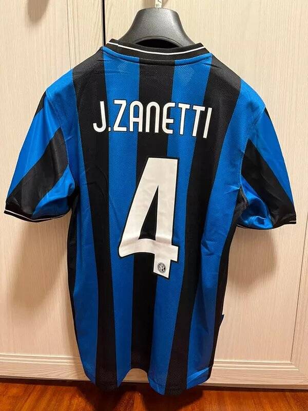 Retro Adult Inter-Milan Zanntti 4# Shirt Champions League Final 2010 Soccer Jersey - all size