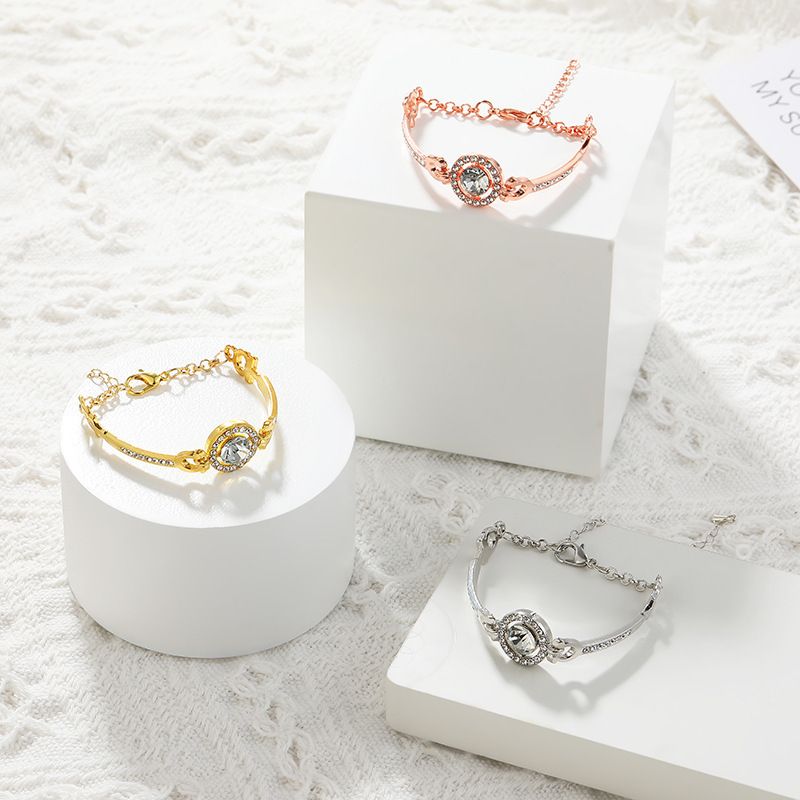 Bracelet tendance rond en pierre blanche pour femme, accessoire polyvalent, idéal pour un usage quotidien_voghion.com