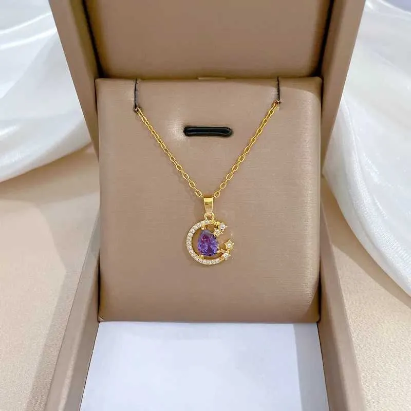 Moon Pendant Necklace Classic Gold Chain Elegant Charm Jewellery_voghion.com