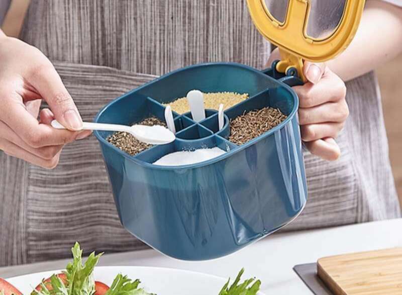 Set Kombination Salz Topf Vier In Einem Haushalts Küche Große Kapazität Gewürz Box Mit Deckel Und Löffel Lieferung_voghion.com