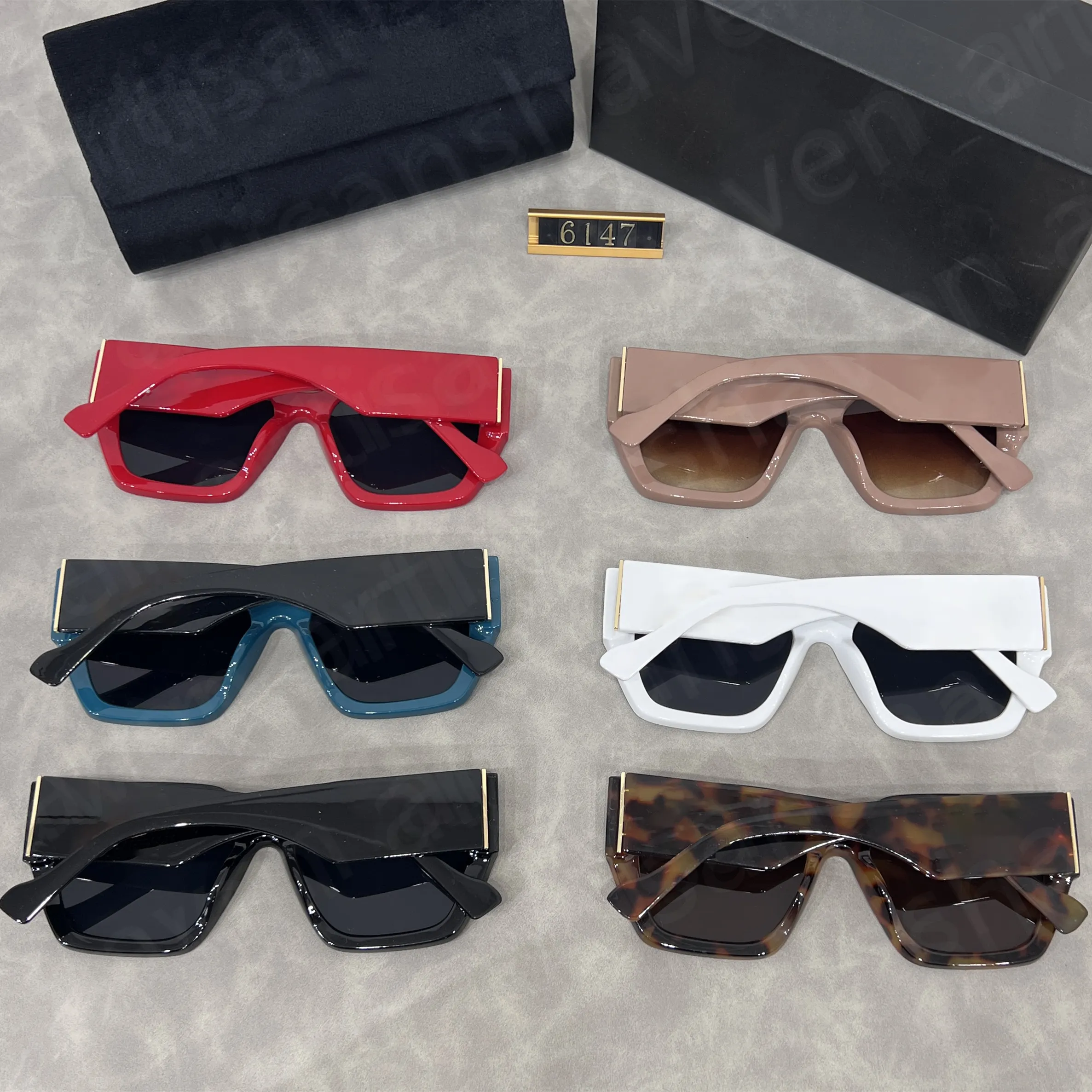 Prodotti disponibili resistenti ai graffi per il minimalismo. Donne di design alla moda Designer di occhiali da sole da uomo durevoli_voghion.com